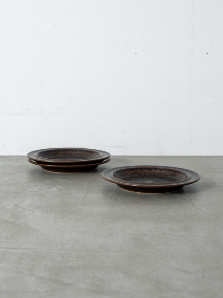 Plate 17.5 “Ruska” for ARABIA by Ulla Procope