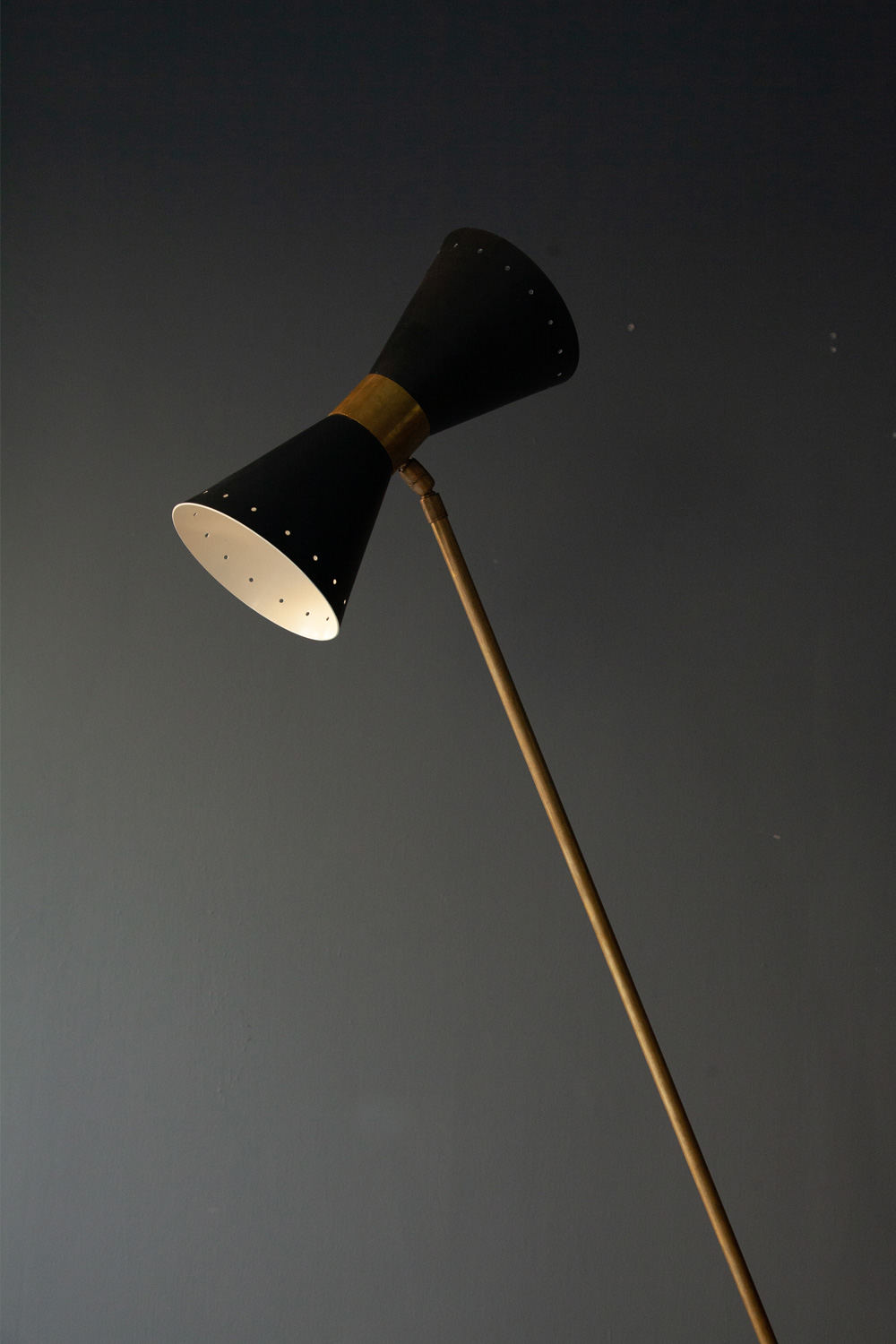 stoop | Mid-Century Modern Italian Stilnovo Style Floor Lamp in