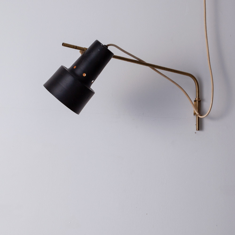 70s Swiveling Wall Light in Brass and Black