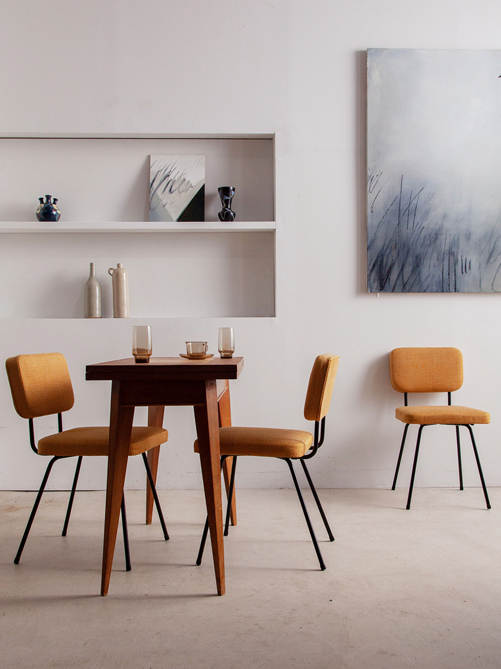 stoop | French Dining Chair by André Simard for Airborne