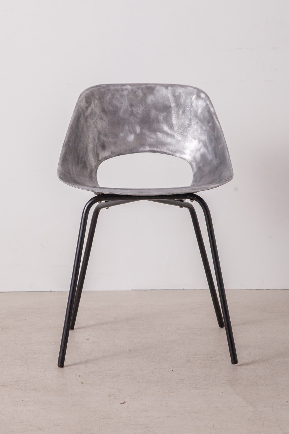 stoop | Tulip Chair for Steiner in Aluminium and Steel by Pierre 