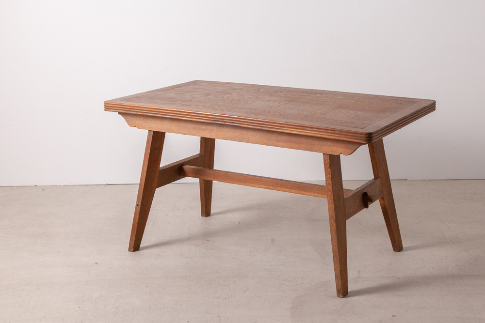 stoop | Dining Table in Oak by René Gabriel