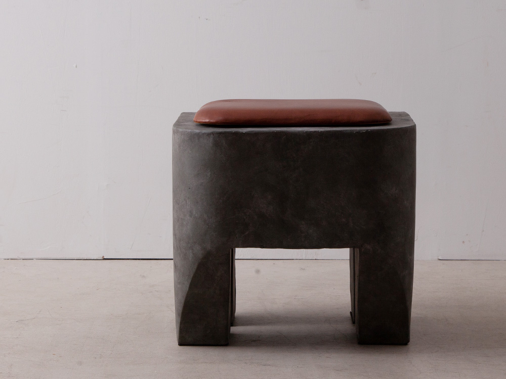 Sculpture Stool & Cushion in Concrete and Leather