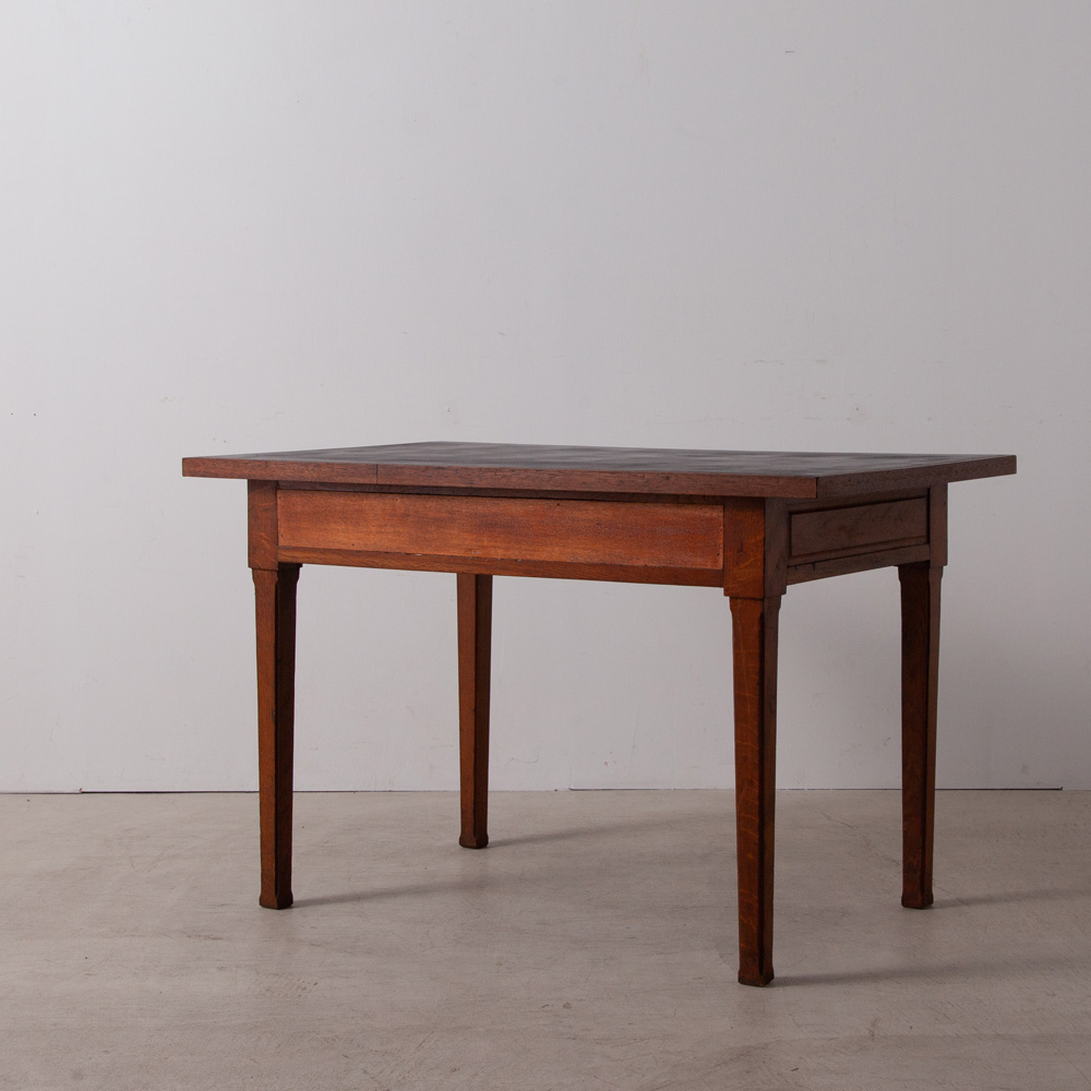 Black Top Vintage Table in Wood