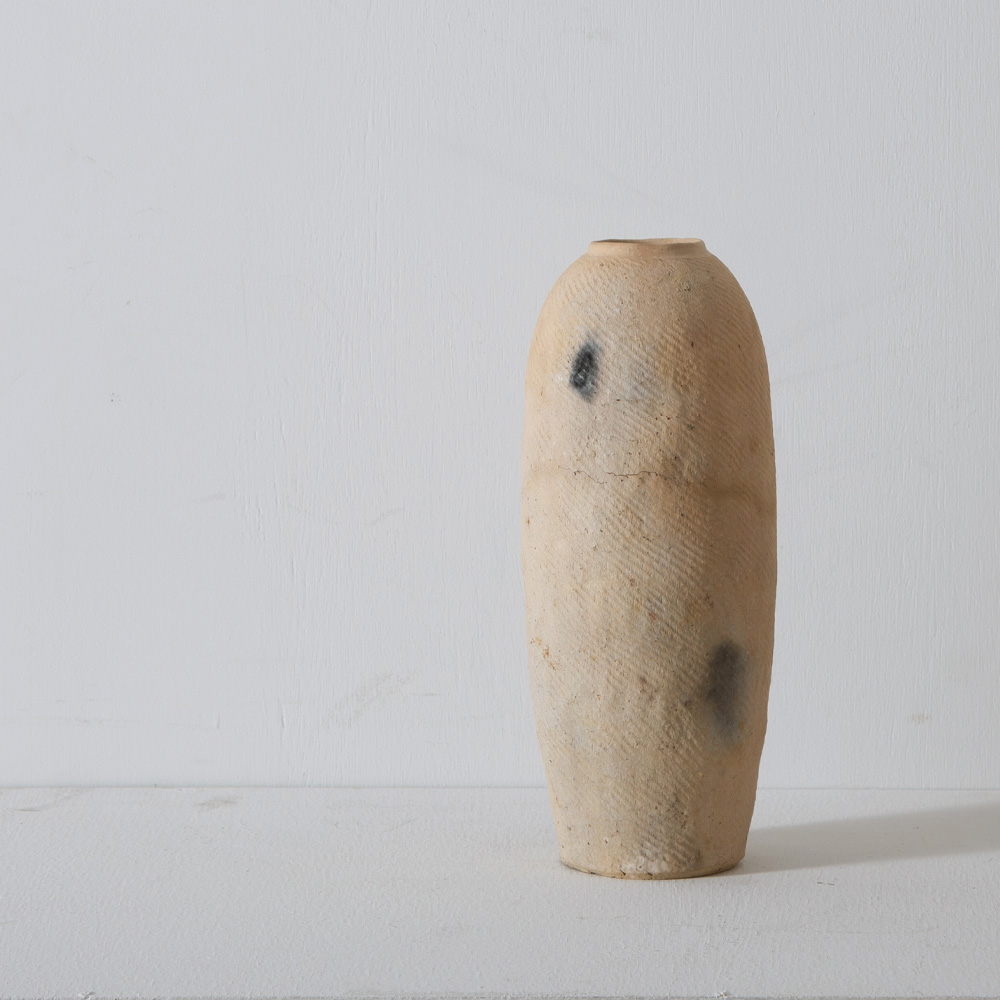 Oval Vase by Taro Tanaka