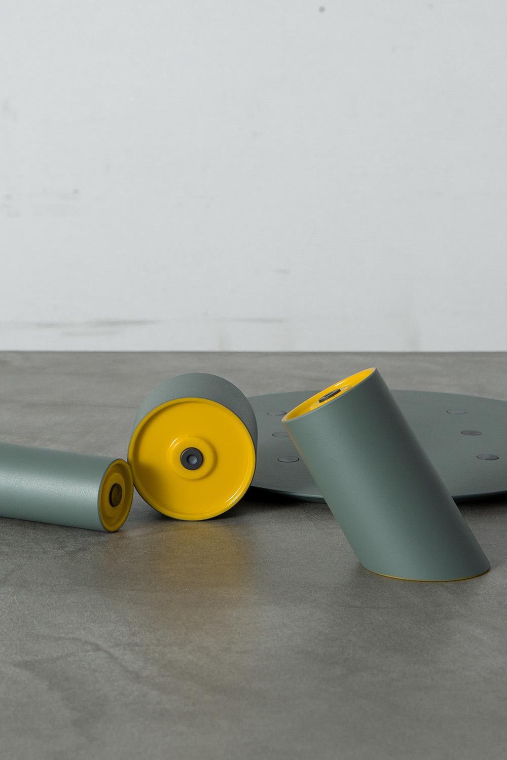 YANTRA-C,フラワーベース,Masanori Umeda,梅田 正徳,MaruTomi,マルトミ,清澄白河,アンティークショップ,Antique,Vintage,Interior Design,アンティーク,ビンテージ,ヴィンテージ,家具,雑貨,インテリア,店舗什器,設計,インテリアデザイン,内装,什器,店舗設計,ギャラリー,ポストモダン