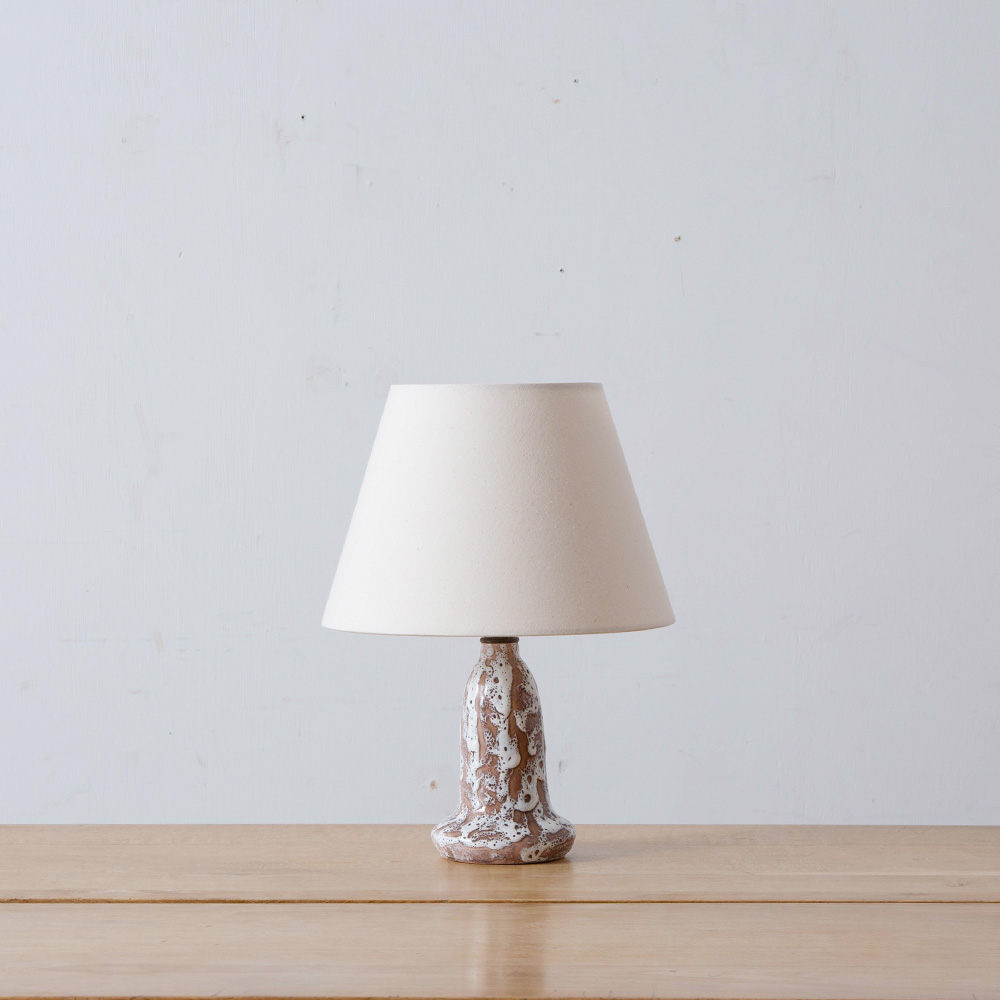 Vintage Table Lamp in White and Light Brown