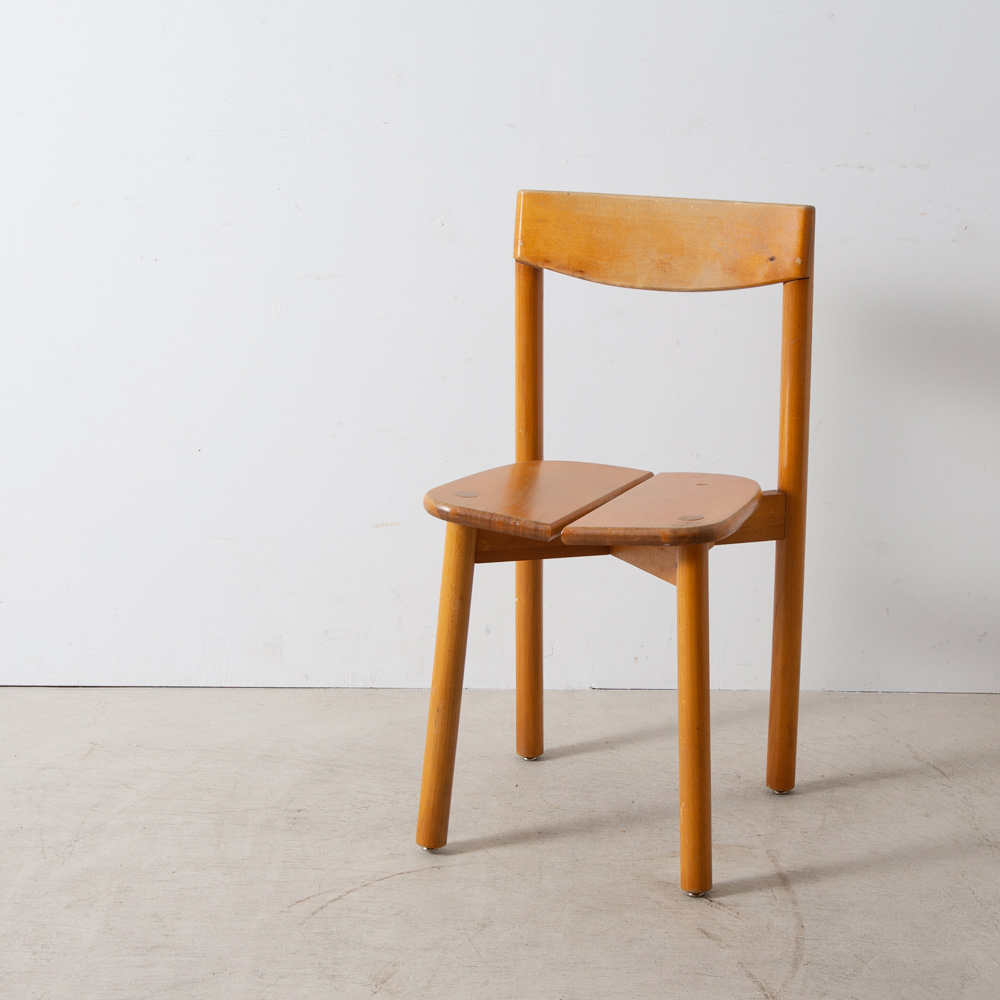 Grain de Cafe Chair by Pierre Gautier-Delaye