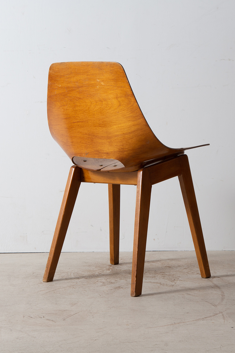 stoop | Amsterdam Chair for Steiner by A.R.P = Pierre Guariche 