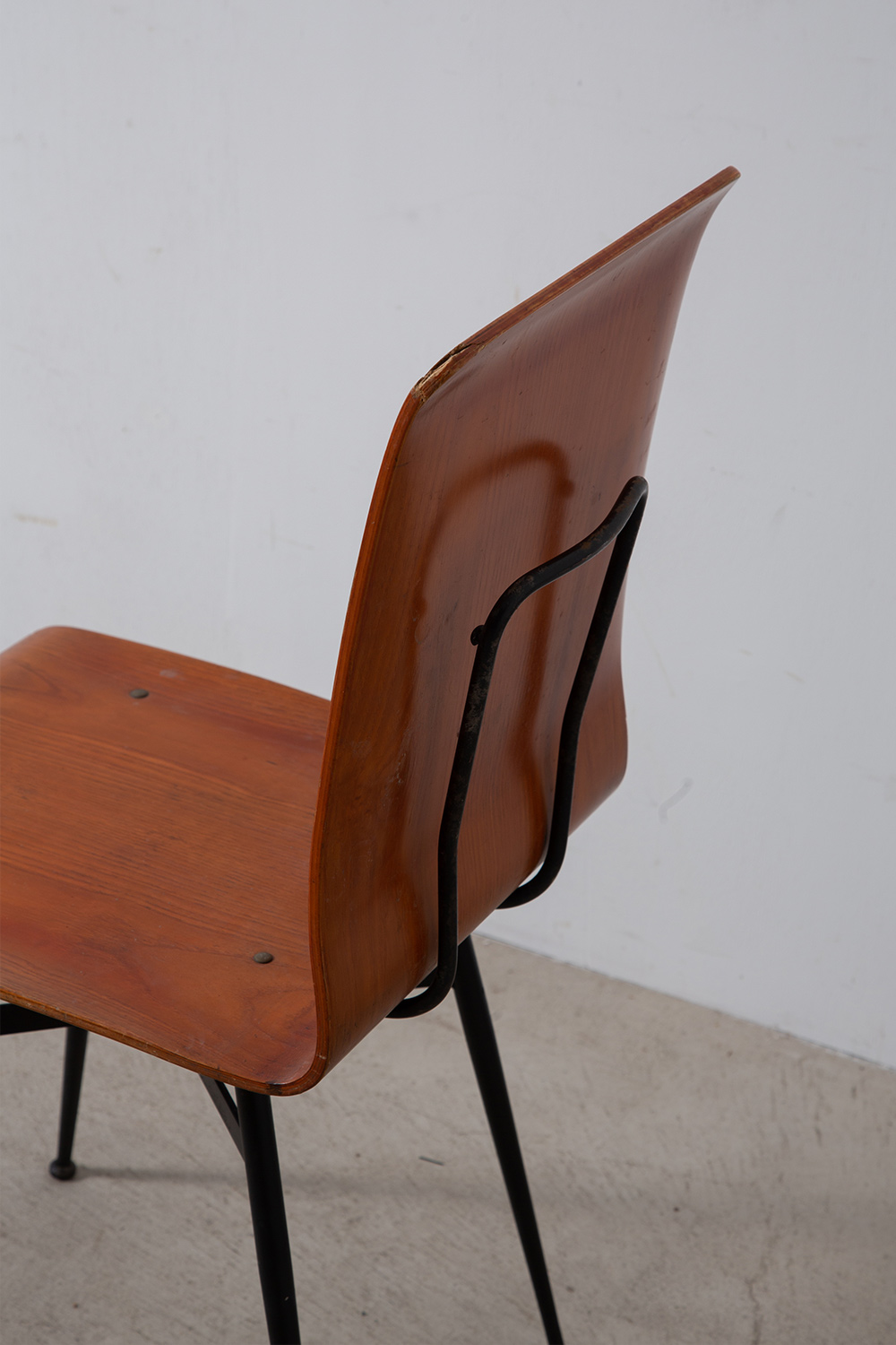 Italian Vintage Plywood Chair in Black and Wood
