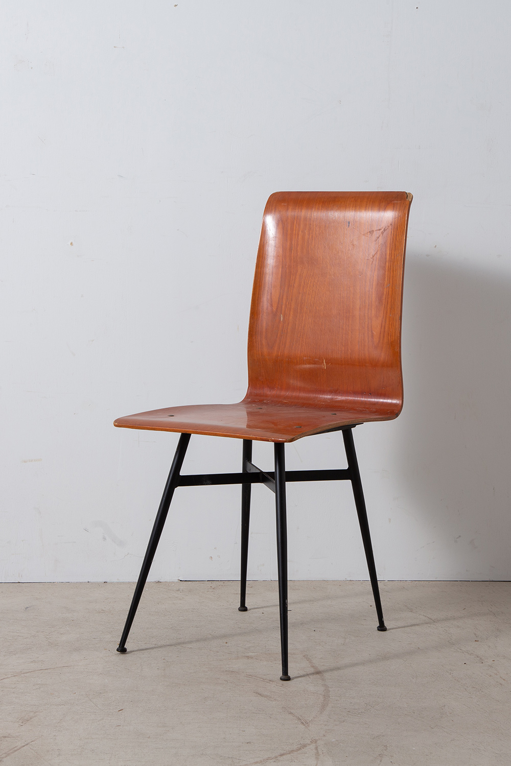 Italian Vintage Plywood Chair in Black and Wood