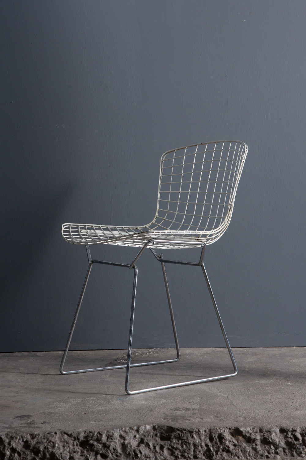 Side Chair in White and Chrome for Knoll by Harry Bertoia