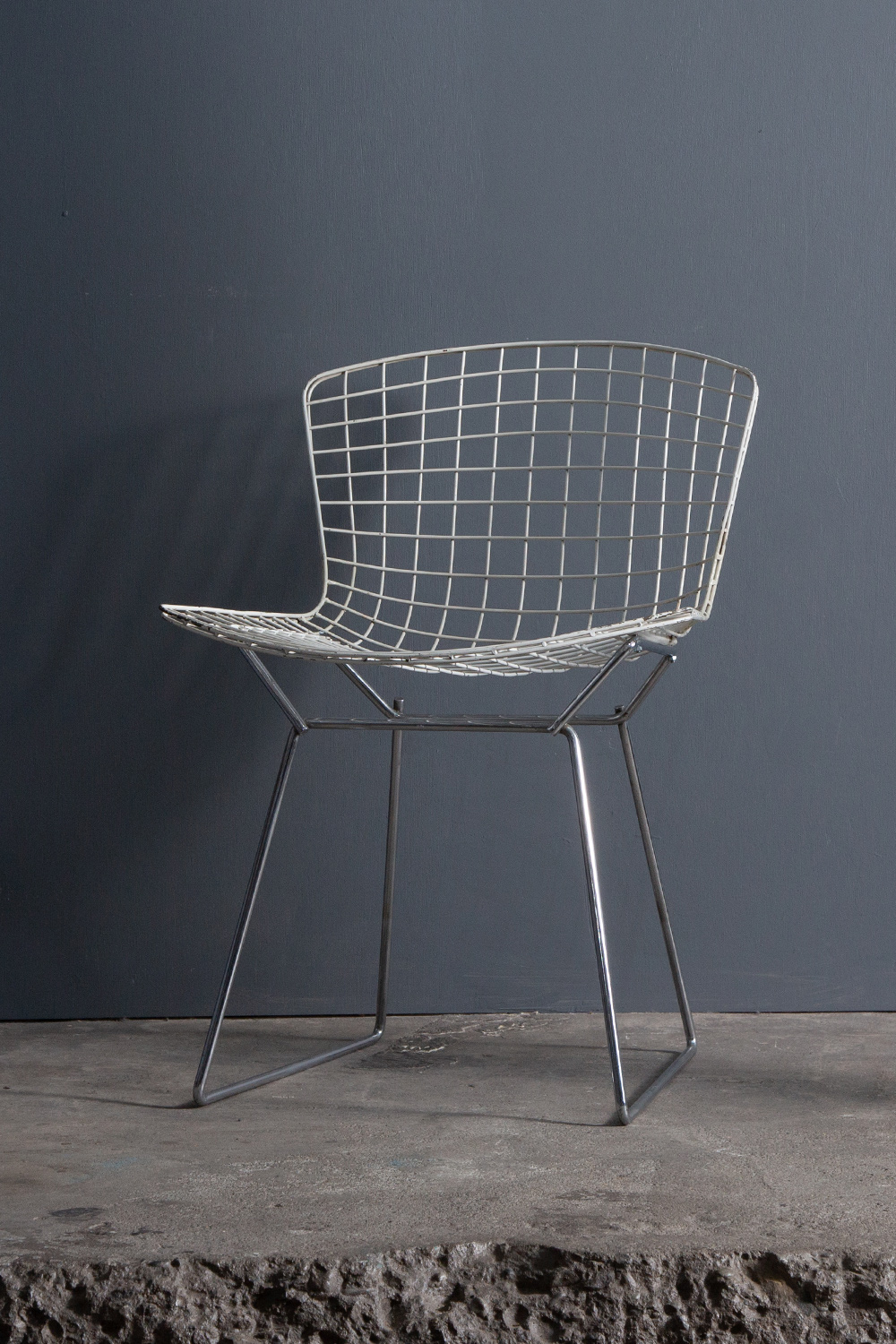 Side Chair in White and Chrome for Knoll by Harry Bertoia