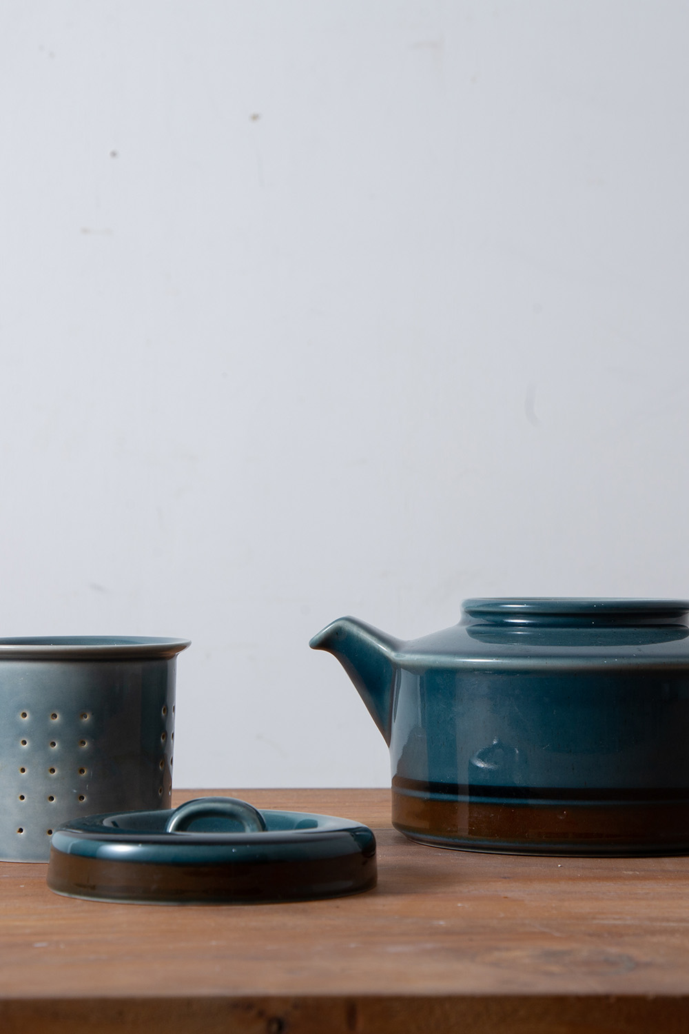 Tea Pot “Meri” for ARABIA by Ulla Procope