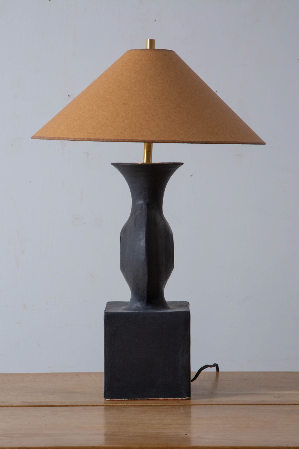 FELIX LAMP in Black by Danny Kaplan