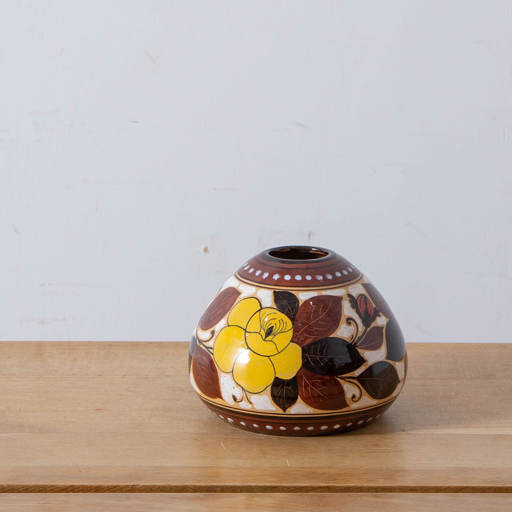 Vintage Flower Vase with Flower Drawing