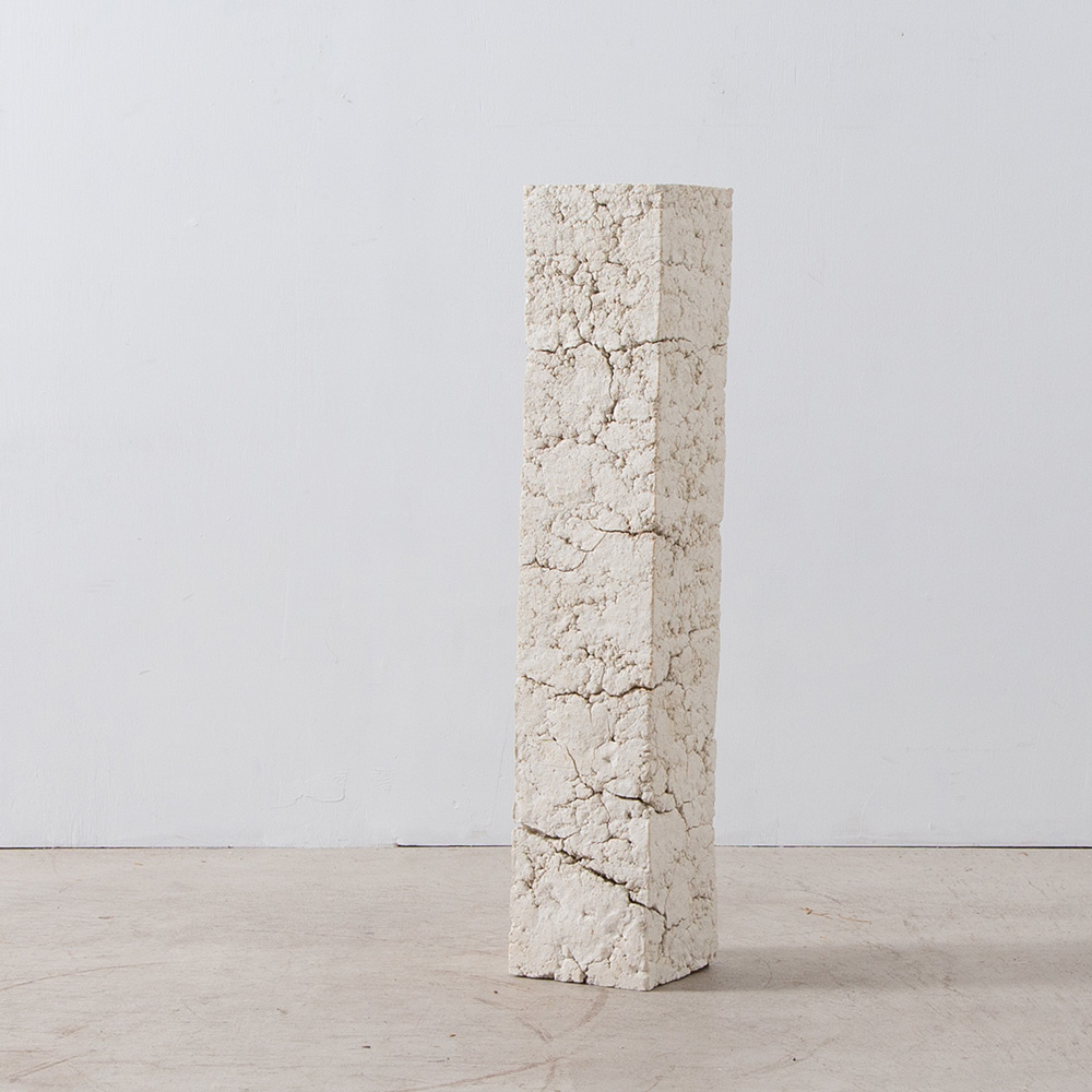 Cuboid by Tetsuya Hioki in White and Ceramic – No.12