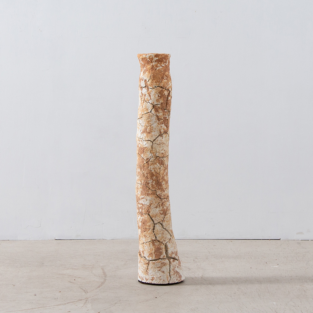 Cylinder #2 by Tetsuya Hioki in Beige and Ceramic – No.12