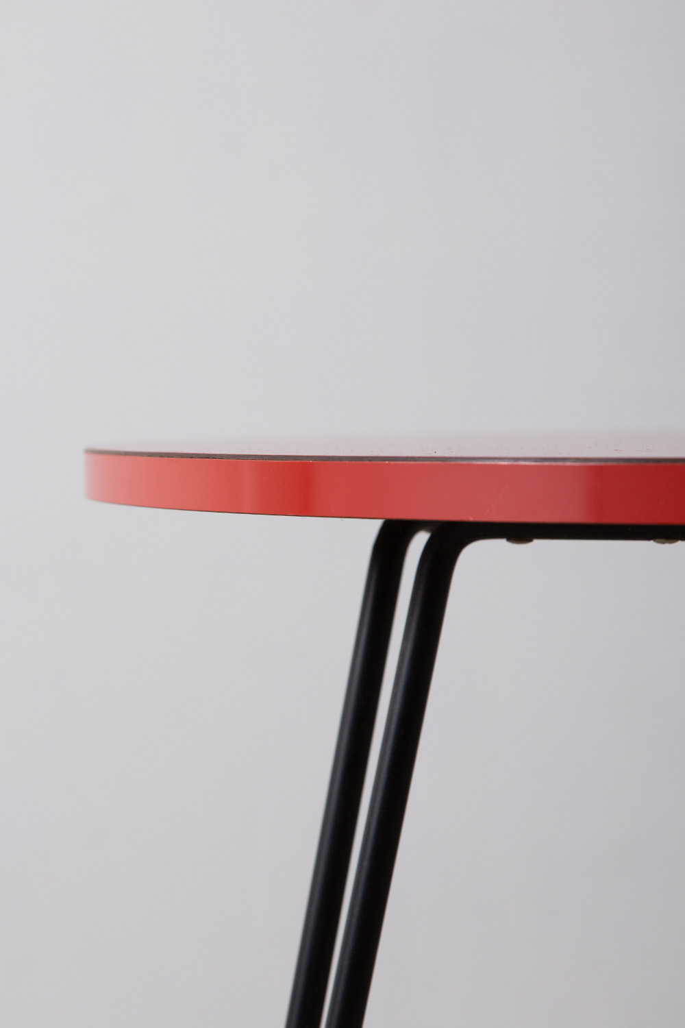 Round Side Table in Wood , Steel and Red