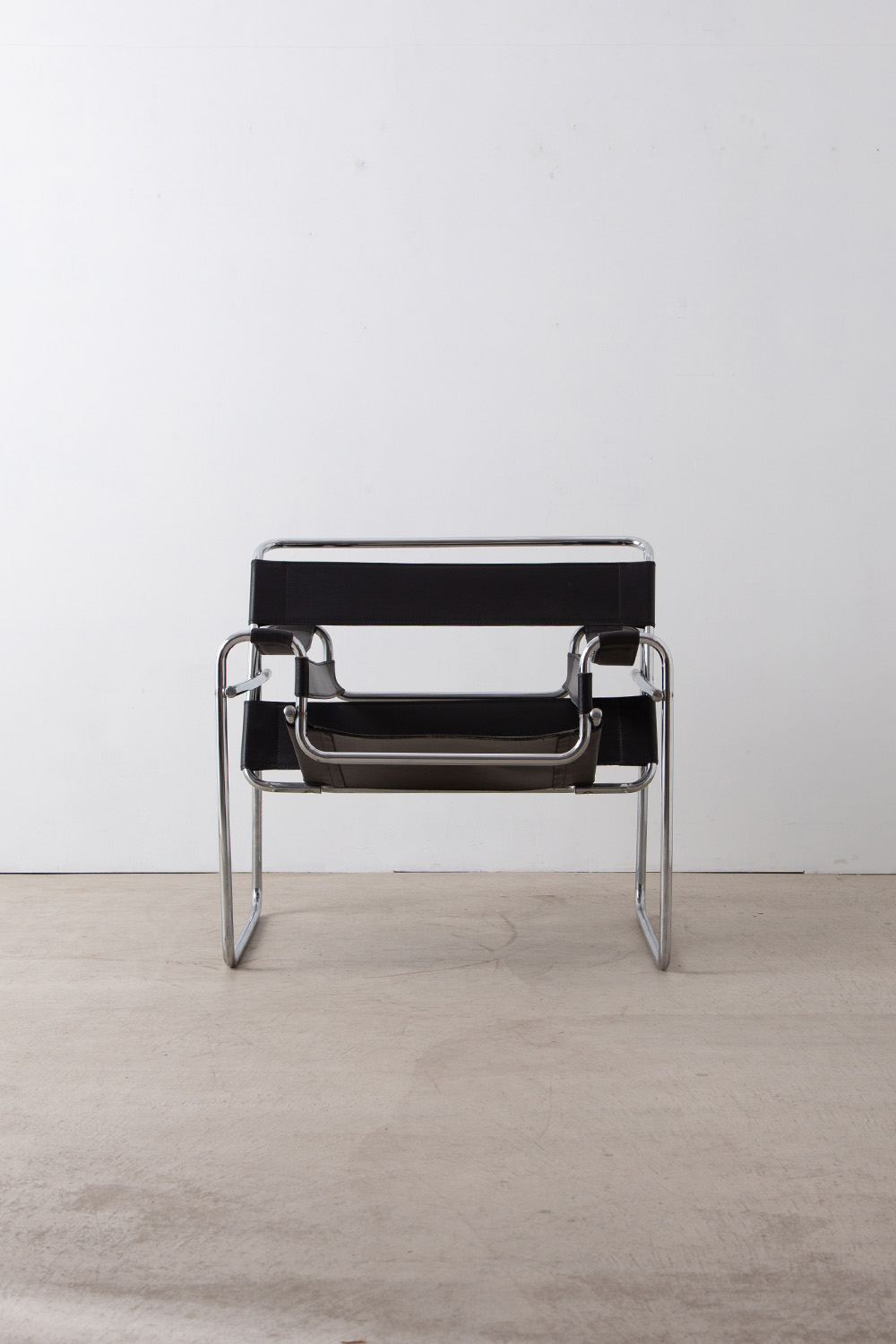 Marcel Breuer,Wassily Lounge Chair,Wassily Chair,ラウンジチェア,マルセル・ブロイヤー,バウハウス,Bauhaus,清澄白河,アンティークショップ,Antique,Vintage,Interior Design,アンティーク,ビンテージ,ヴィンテージ,家具,雑貨,インテリア,店舗什器,設計,インテリアデザイン,内装,什器,店舗設計,ギャラリー,ミッドセンチュリー,イタリア,ワシリーチェア, Lounge Chair,