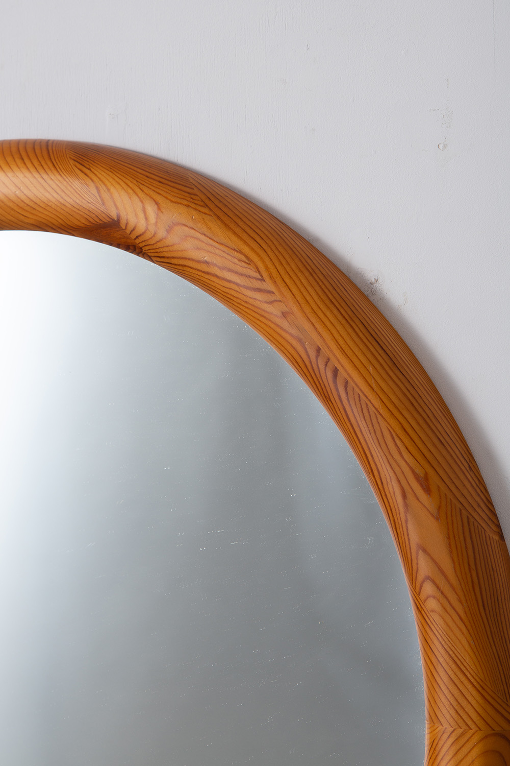 Swedish Round Wall Mirror for GLAS MASTER in Pine