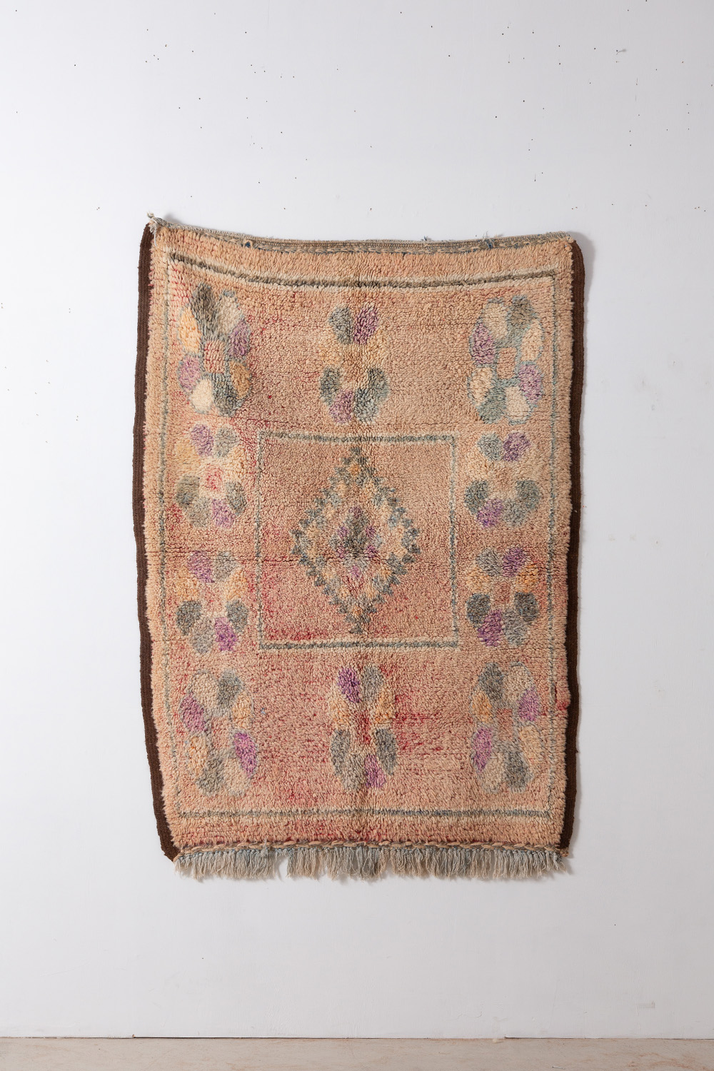 清澄白河,アンティークショップ,Antique,Vintage,Interior Design,アンティーク,ビンテージ,ヴィンテージ,家具,雑貨,インテリア,店舗什器,設計,インテリアデザイン,内装,什器,店舗設計,ギャラリー,ミッドセンチュリー,ラグ,モロッカンラグ,モロッコラグ,モロッコ,カーペット,モノフリンジ,ヴィンテージモロッカンラグ,手織り,Morocco,Moroccan rug,rug,carpet,ヴィンテージラグ,Vintage rug,Vintage Moroccan rug,鈴木商店NOMAD,ブジャド,Boujad,