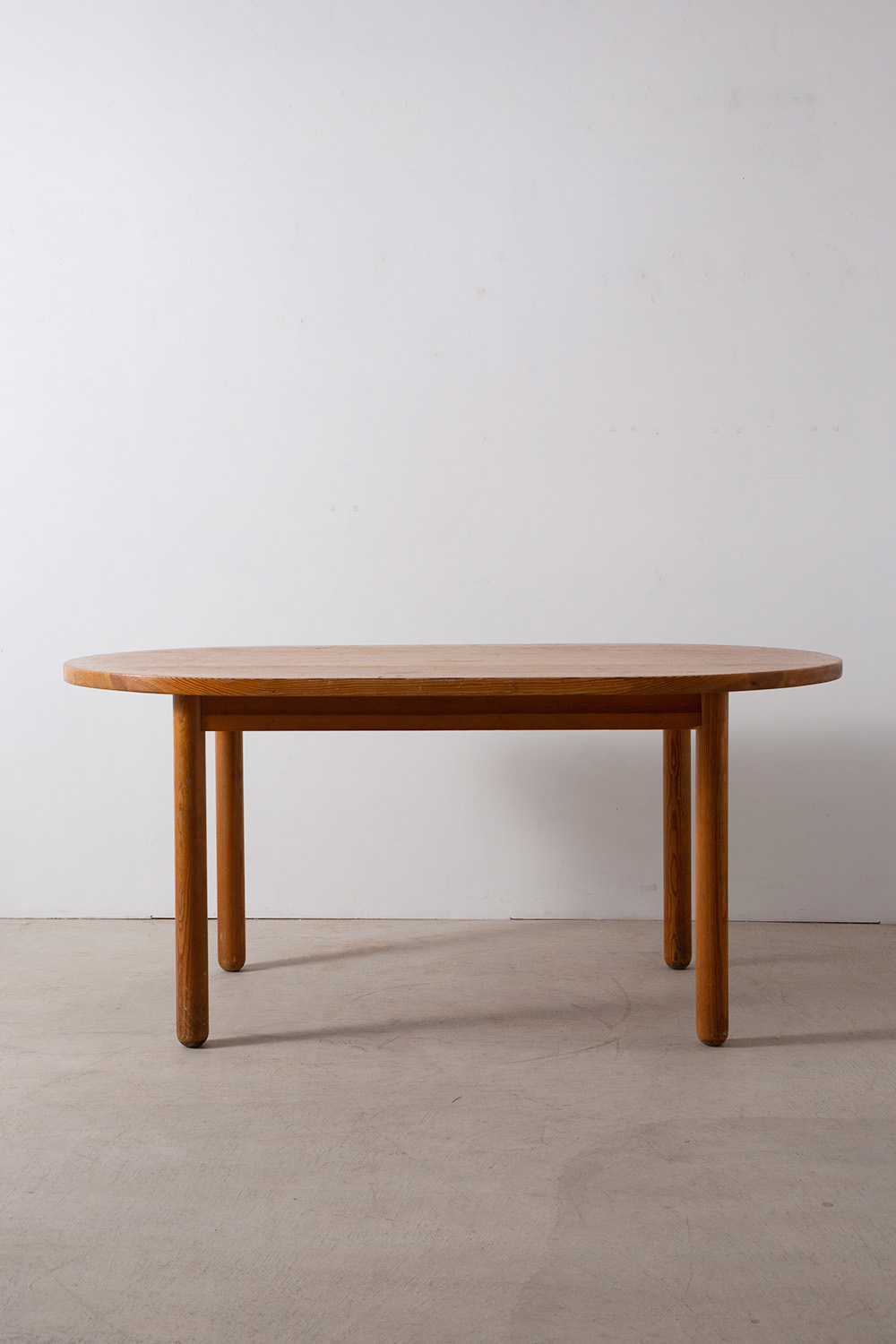 Vintage Dining Table in Pine