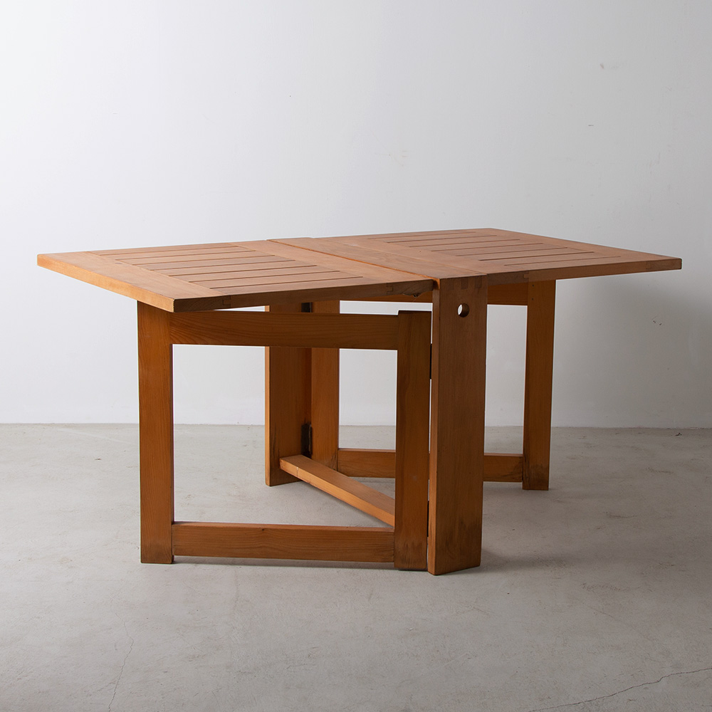 Folding Table from Les Arcs 1600 in Pine