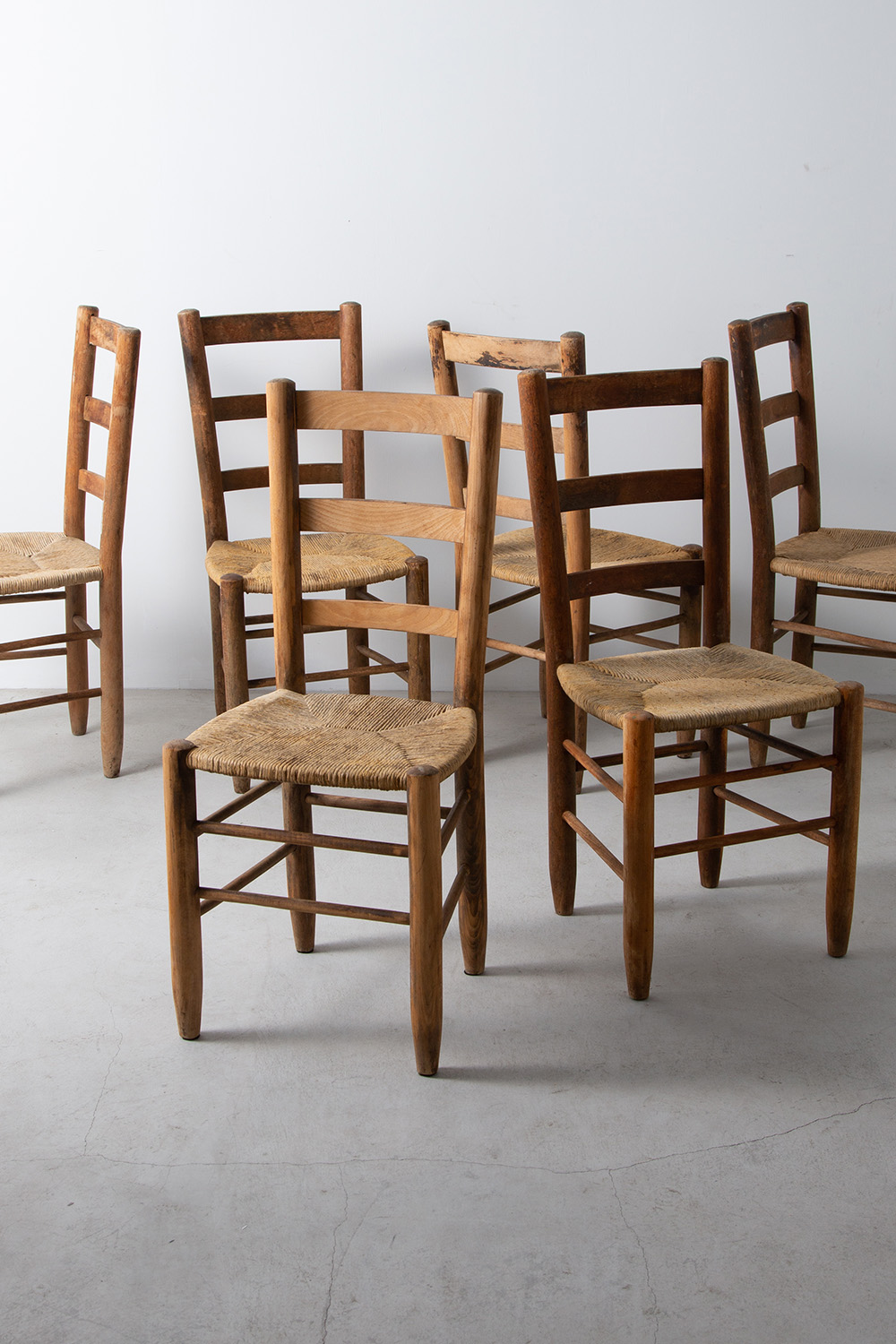 stoop | Rush Chairs Attribute to Charlotte Perriand for Sentou in