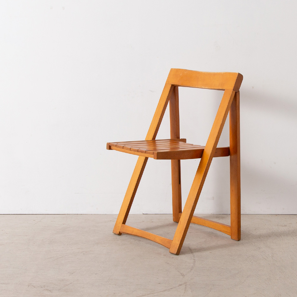 stoop | Folding Chair by Aldo Jacober for Alberto Bazzani in Pine