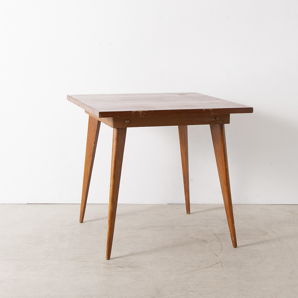 Square Table for STELLA in Wood
