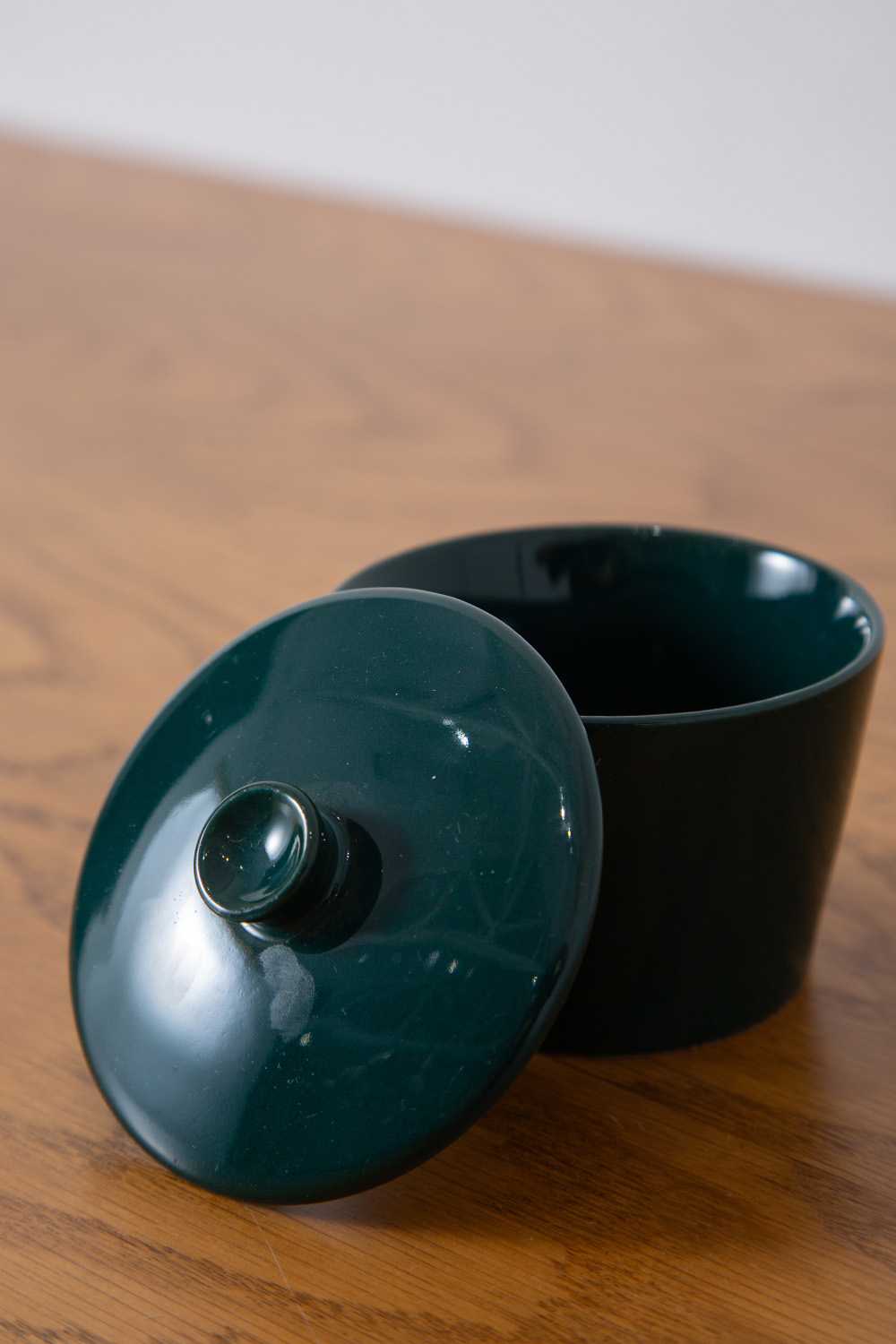 stoop | Suger Pot “KILTA” for ARABIA by Kaj Franck in Green