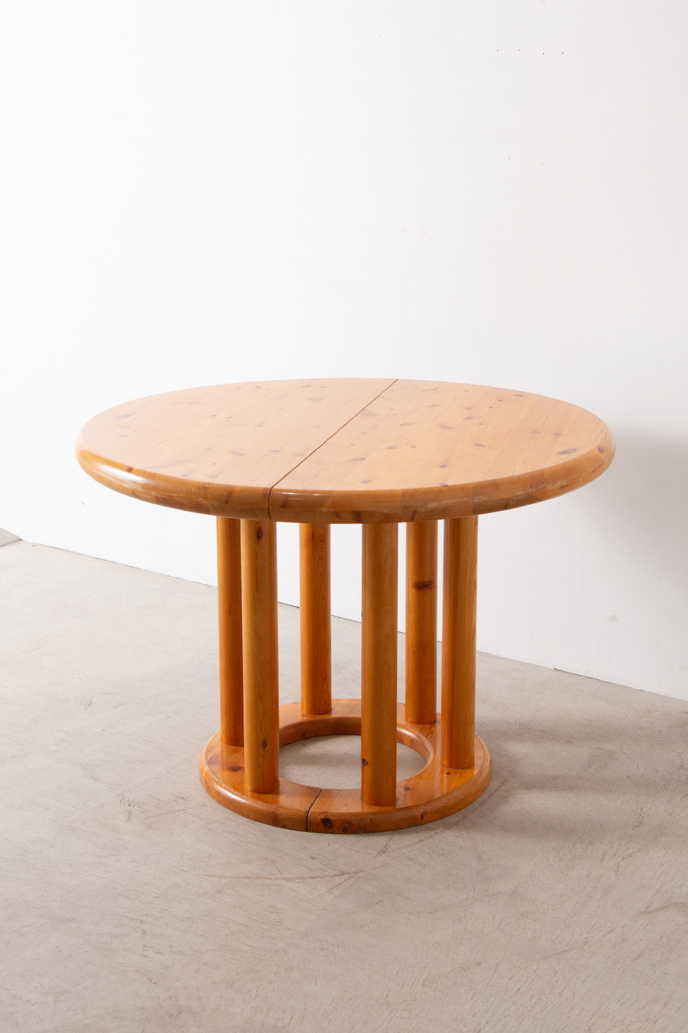 Extension Round Table #001 by Rainer Daumiller for Hirtshals Savvaerk in Pine