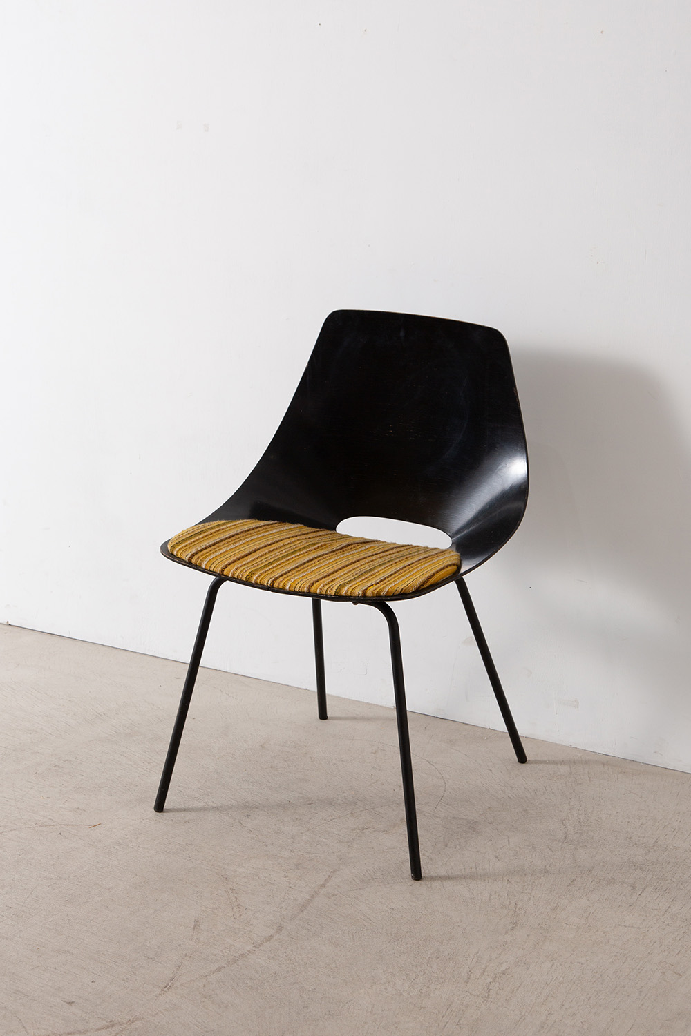 stoop | Chair by Pierre Guariche for Stainer in Wood and Stripe 