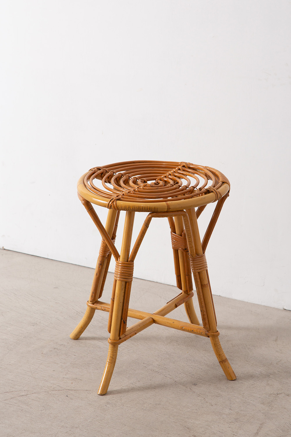 stoop | Vintage Stool in Rattan