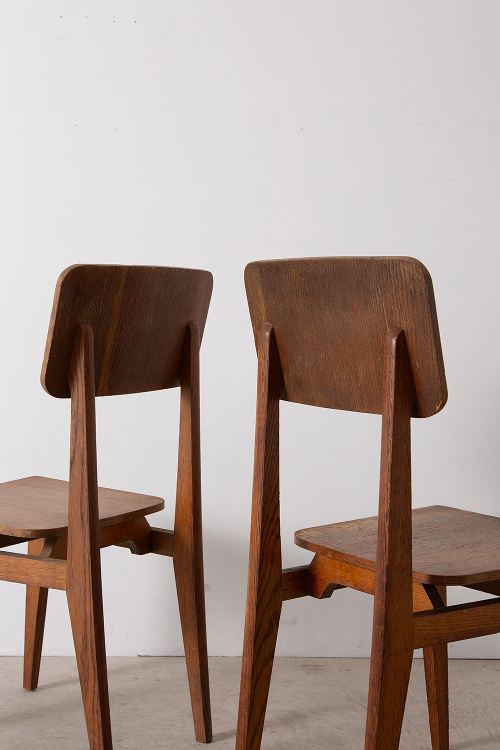 stoop | C-Chair by Marcel Gascoin in Oak