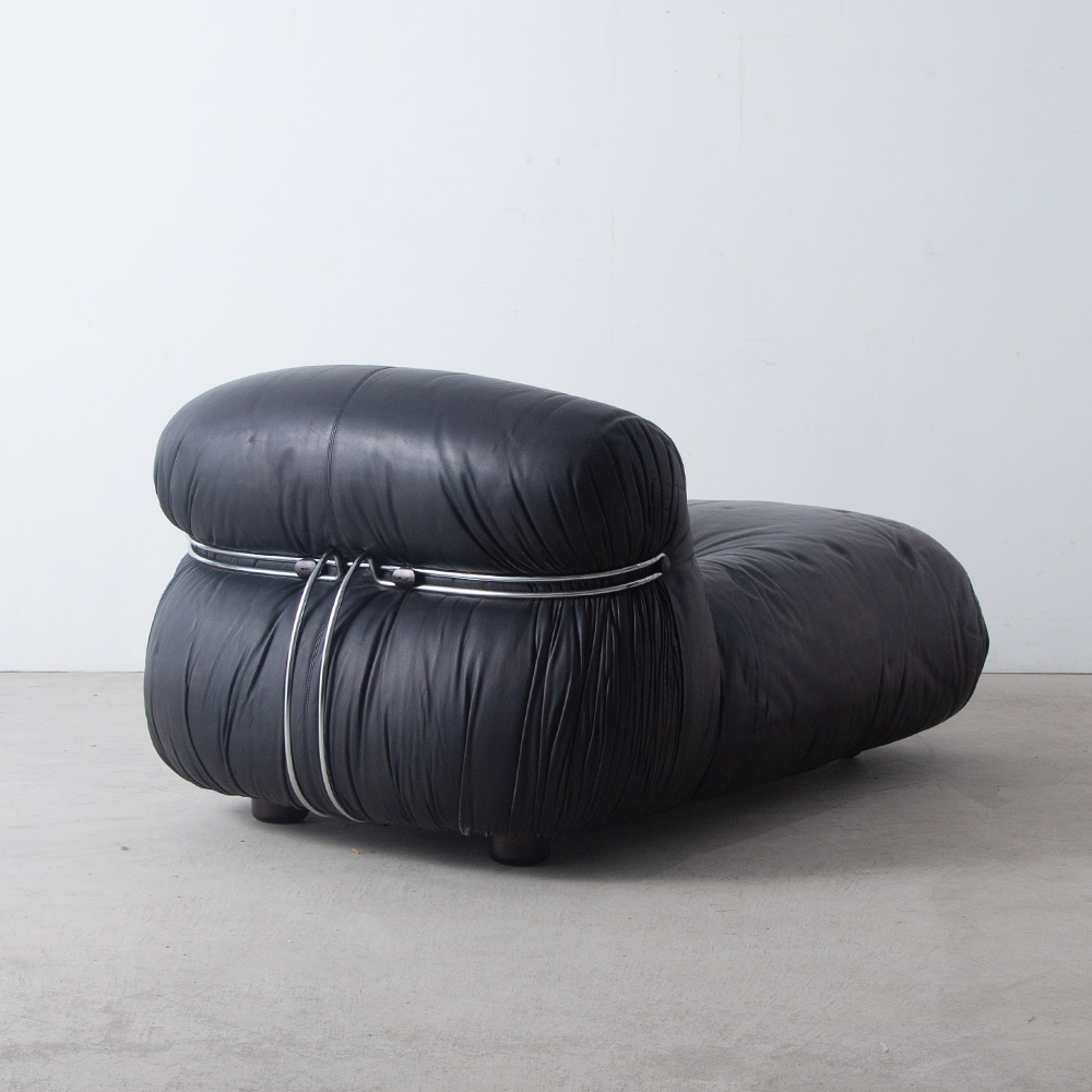 SORIANA Long Seat Sofa by Afra and Tobia Scarpa for Cassina in Black and Leather