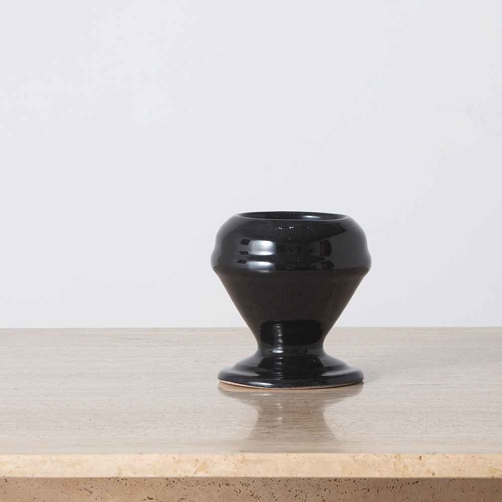 Flower Vase in Ceramic and Black