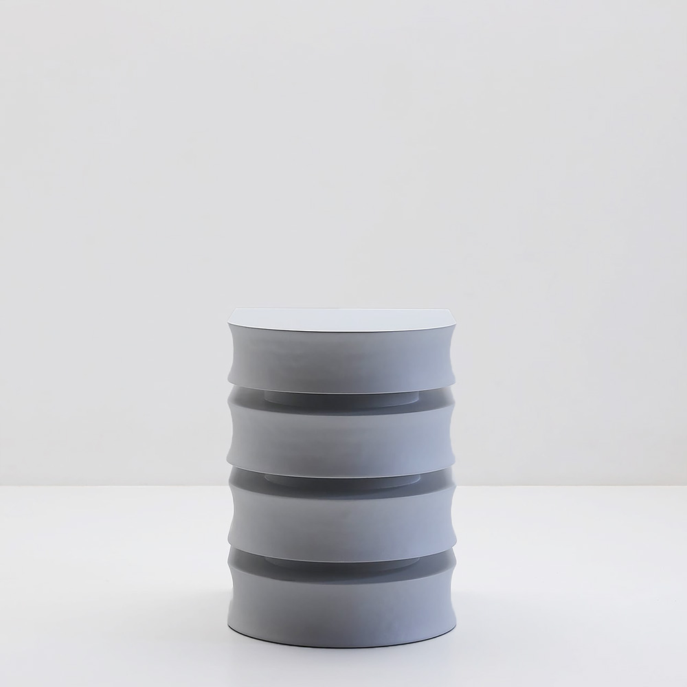 Spine Stool by Wataru Miyashita for Reset in Gray
