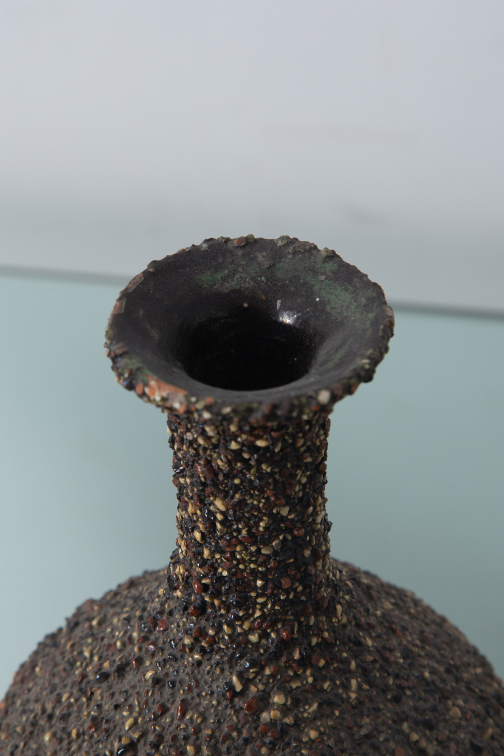 Flower Vase in Ceramic