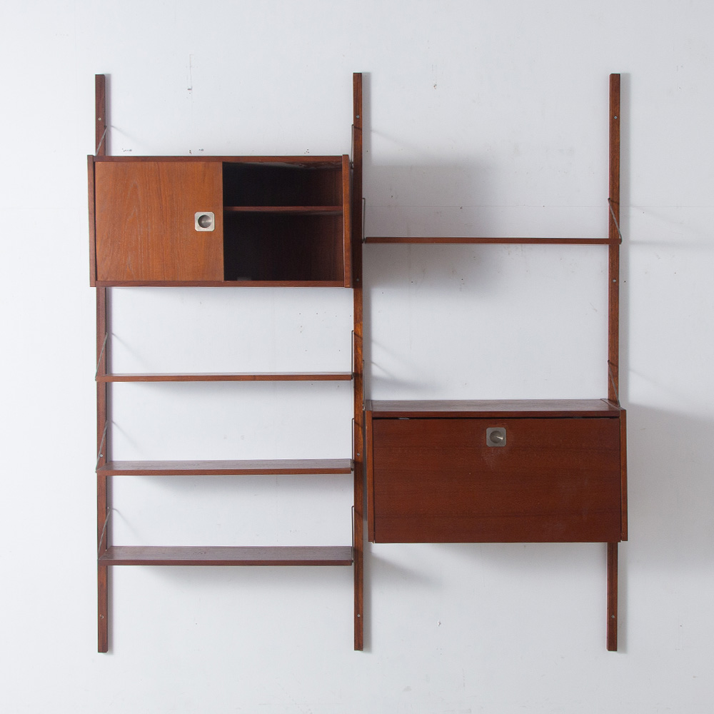 Italian Vintage Wall Unit in Wood and Steel