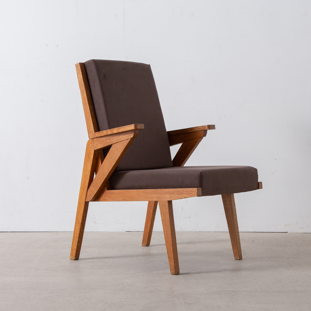 France Vintage Arm Chair in Wood