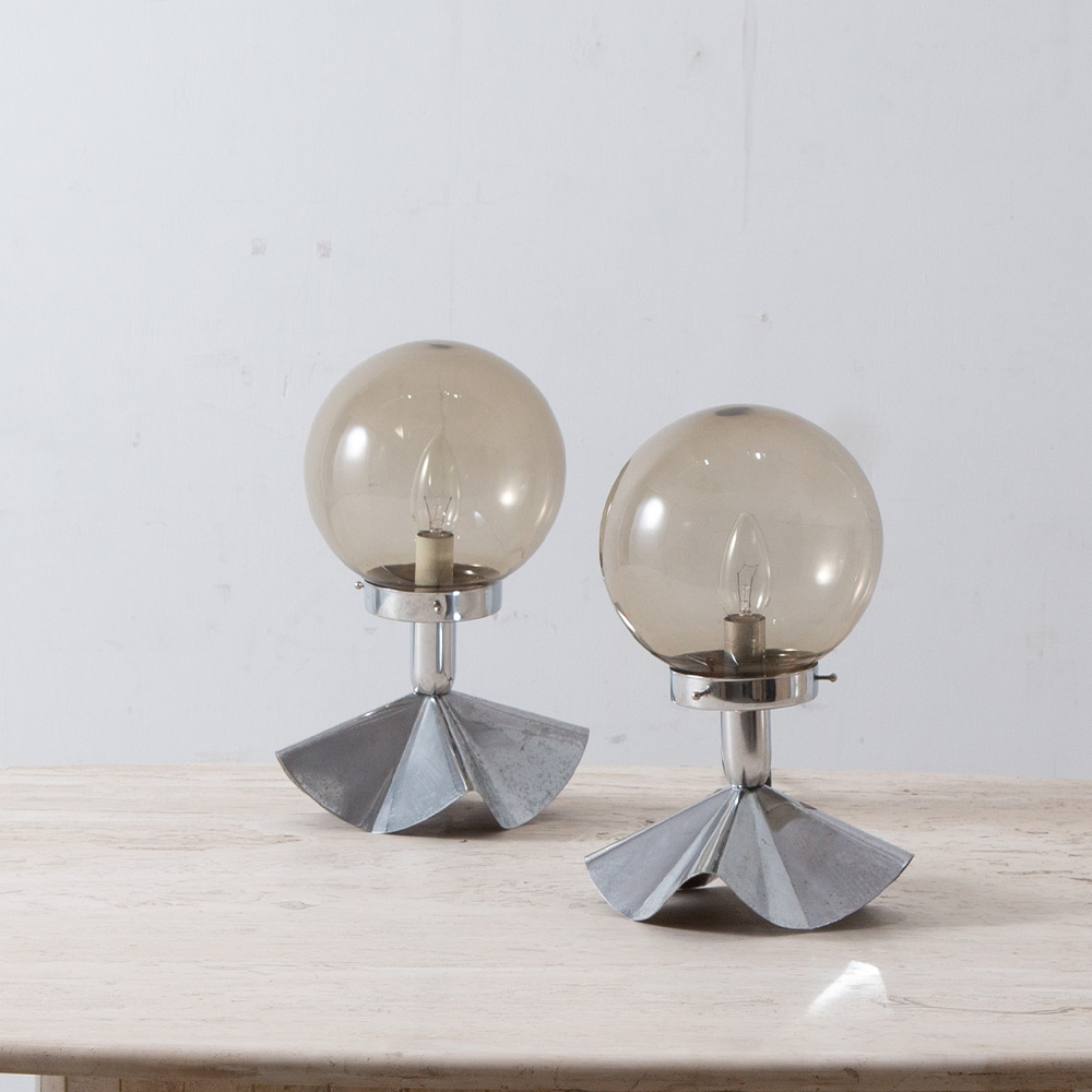 Italian Vintage Table Lamp in Chrome and Glass
