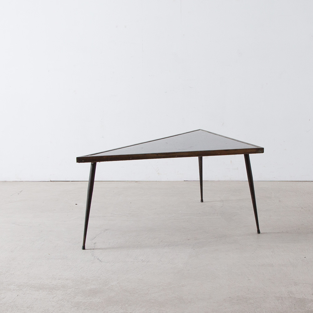 Triangle Coffee Table in Glass and Iron