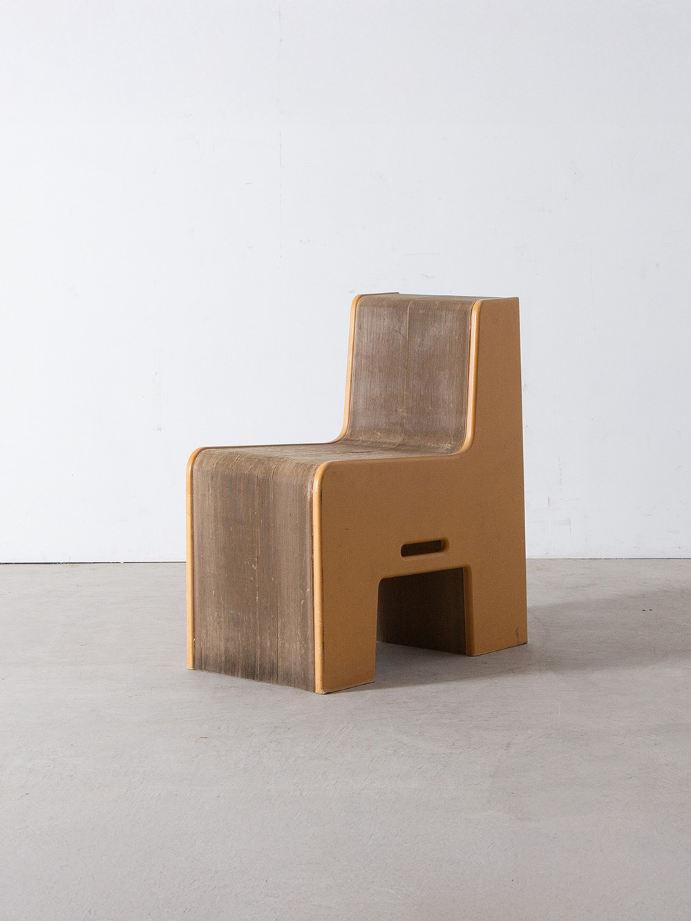 ‘FlexibleLove’ Chair by Chishen Chiu