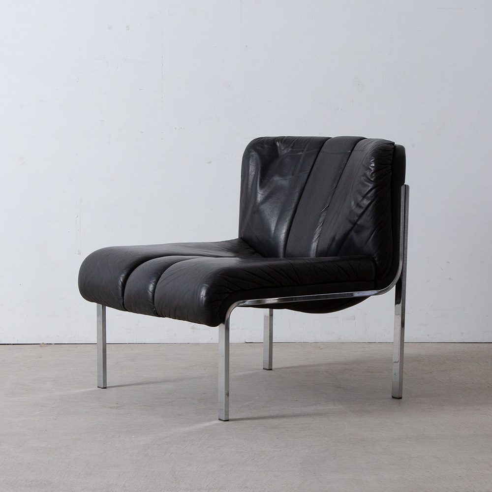 ‘Girsberger Euro’ Lounge Chair by Hans Eichenberger in Leather and Chrome