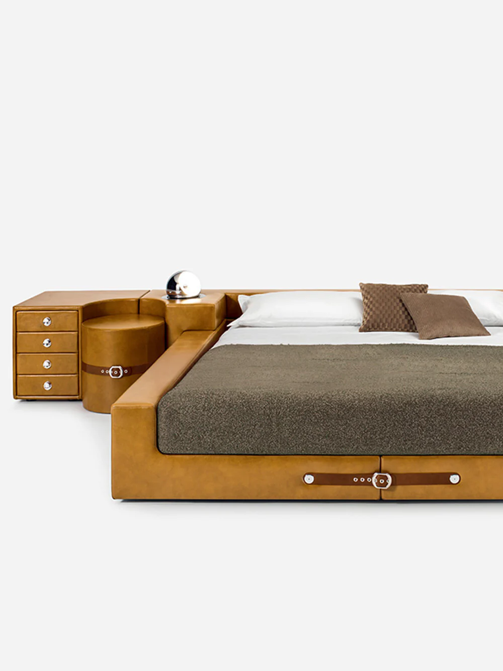 TUCROMA Bed by Guido Faleschini for 4 MARIANI in Camel Brown PX EUCALIPTO