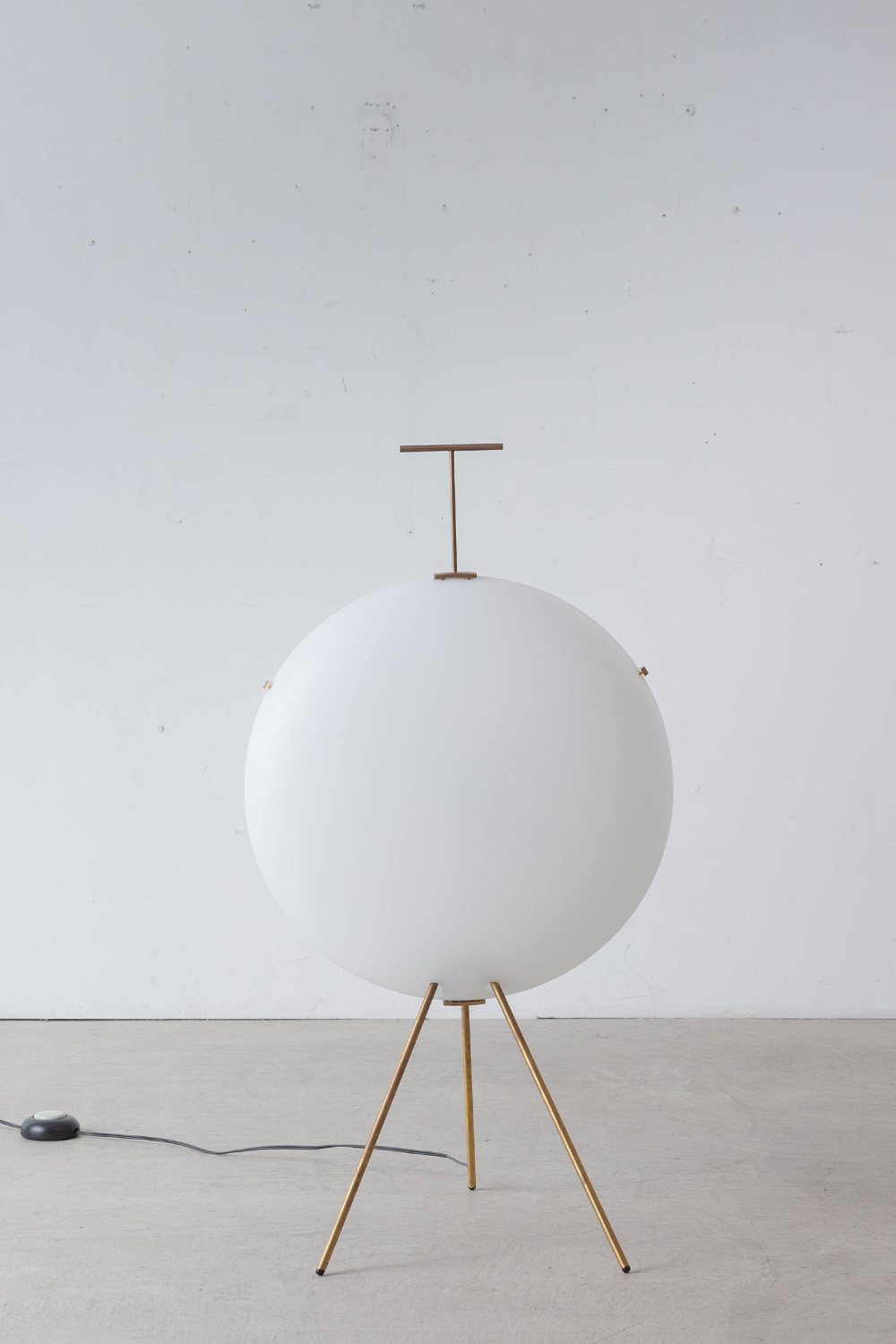 Luna Verticale Floor Lamp by Gio Ponti for TATO in  Aging Natural Brass