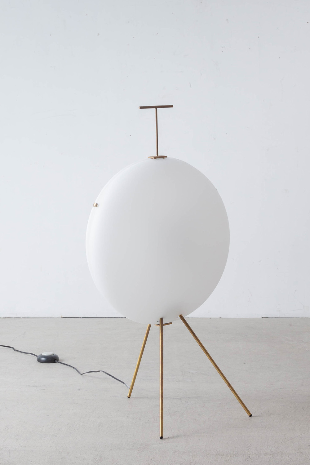 Luna Verticale Floor Lamp by Gio Ponti for TATO in  Aging Natural Brass