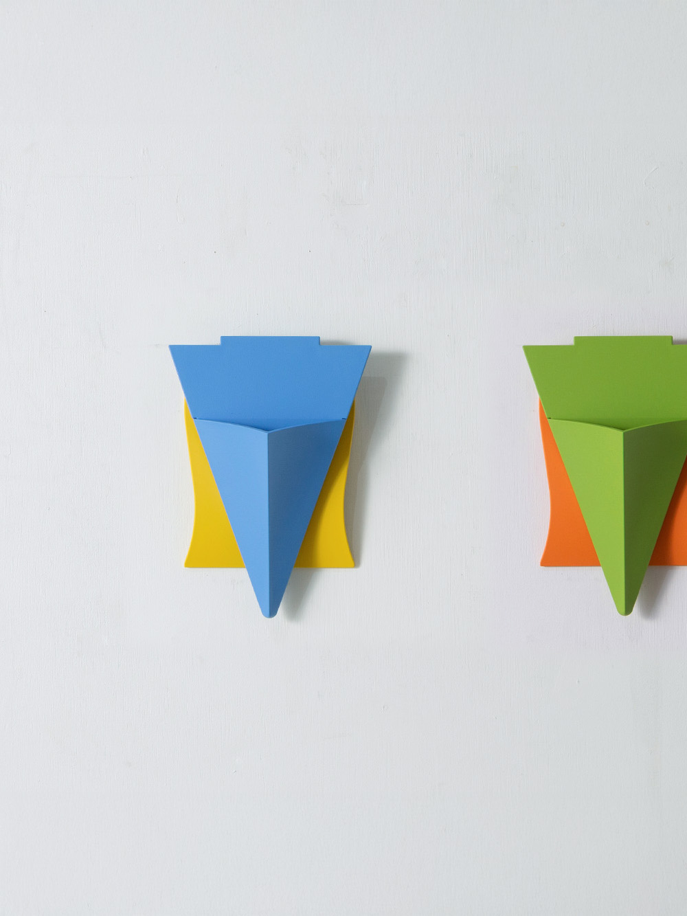 ‘RITRATTO’ Wall Flower Vase by Alessandro Mendini for MaruTomi in Blue , Yellow